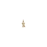 Charm de aleación de metales bañado en oro de 18 k, con forma de letra X y argolla.