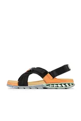 Sandalias Kenner Rakka Cross Craft, color negro y naranja, con suela de goma texturizada en verde agua.