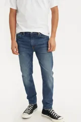 Jean de corte skinny color azul, tiro alto, confeccionado en tejido stretch.