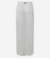 Falda midi evasé color blanco, con cintura alta y textura de encaje.