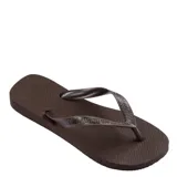 Sandalias Havaianas modelo Top, color marrón café, con suela texturizada y tiras con diseño en relieve.