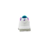 Championes Fila Grand Prix de mujer, color blanco con detalles en lila y celeste.