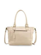 Cartera tipo shopper color beige, con doble asa corta y correa larga extraíble. Tiene un bolsillo frontal con cierre y un bolsillo interno.