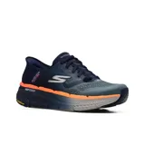 Championes deportivos Skechers Max Cushioning Premier 2.0, color azul marino con detalles en gris y naranja. Cuentan con tecnología Skechers Hands Free Slip-ins, Heel Pillow, amortiguación ULTRA GO, plantilla Air-Cooled Memory Foam y suela de goma Goodyear.