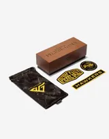 Gafas de sol unisex Hawkers X Pierre Gasly, modelo Grid, con montura cuadrada de acetato color carey y lentes grises.