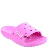 Sandalia de mujer color rosado, con diseño clásico y suela antideslizante.