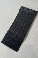 Extensor de contorno para sujetador con 3 ganchos, en color beige.