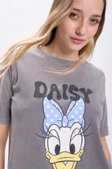 Remera gris oscuro de manga corta con estampa de Daisy Duck.