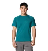 Remera de hombre Columbia Alpine Chill Pro, color azul petróleo, de manga corta y cuello redondo. Confeccionada con tejido transpirable y tecnología Omni-Freeze ZERO™ de enfriamiento activado por transpiración.