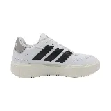 Championes Adidas Courtblock Bold para dama, color blanco con las tres tiras laterales en negro y detalles en gris.