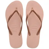 Ojotas Havaianas Slim color rosa con tiras finas texturizadas.