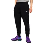 Pantalón de jogging negro con logo de Nike bordado en blanco en el muslo izquierdo.