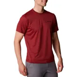 Remera deportiva Columbia Hike Crew color borgoña, de corte clásico y manga corta, con logo estampado en el pecho. Confeccionada en poliéster con tecnología Omni-Wick para absorción de la humedad y control de olores.
