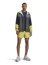 Musculosa deportiva Under Armour Halo Vent color azul marino con logo reflectivo en el pecho y perforaciones laterales para mayor ventilación.