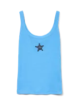Musculosa celeste de algodón orgánico con detalle bordado de una estrella de mar.