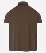 Camisa polo negra de manga corta, confeccionada en poliamida y elastano, con cuello inglés abotonado y tecnología Performance que proporciona mayor comodidad térmica, elasticidad y secado rápido.
