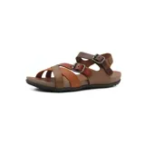 Sandalias bajas de cuero color marrón con tiras cruzadas y hebillas ajustables.