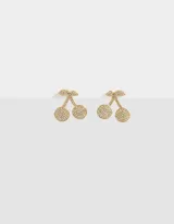 Aros pasantes dorados con forma de cerezas cubiertas de strass.