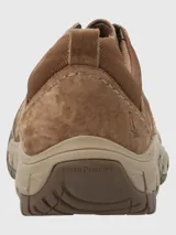 Zapato de cuero color marrón con cordones, suela de goma y tecnología Spinal Flex.