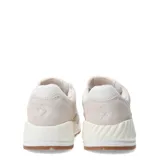 Championes urbanos Converse Wave Trainer OX, color beige natural con detalles en blanco y suela marrón.