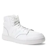 Championes de caña alta New Balance modelo BB480LWW, color blanco, confeccionados en cuero, con logo "N" característico en los laterales y suela de goma.