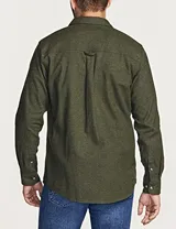 Camisa de cuadros en tonos azul y blanco, con cuello y puños de pana, cierre de botón y un solo bolsillo frontal.