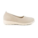 Zapato bajo de mujer Korium Confort Argel, color beige, de tejido de punto calado.