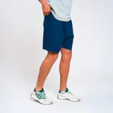 Pantalón corto multicolor para hombre, con diseño funcional y cómodo.