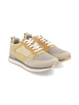 Zapatillas casuales con capellada de cuero y tela mesh, forro de mesh, suela de goma transparente y entresuela de EVA con tecnología Memory Foam.