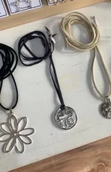 Collar gamuza