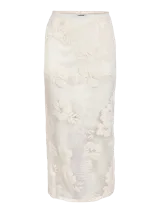 Falda larga color crudo con diseño de encaje floral, corte recto y cintura elástica.