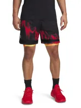 Short deportivo negro con estampado de llamas rojas y amarillas, con pretina elástica y cordón ajustable.