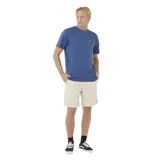 Remera azul de manga corta con logo Rip Curl bordado en el pecho.