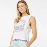 Musculosa blanca de algodón con estampado frontal del logo de Pink Floyd y la leyenda 'The Dark Side of the Moon Tour 1973'.