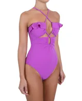 Traje de baño entero color fucsia, con escote halter con volados y abertura en el centro del pecho.