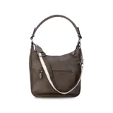 Bandolera negra de cuero sintético con asa de hombro y correa regulable. Cuenta con un bolsillo frontal con cierre y un bolsillo dorsal con cierre.