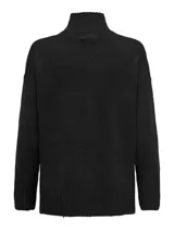 Sweater de punto negro con cuello alto, hombros caídos y puños altos.