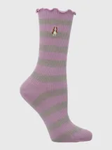Calcetines largos a rayas horizontales grises y rosas, con puño acanalado y logo bordado de la marca.