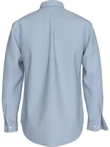 Camisa celeste de Tommy Hilfiger de corte regular, manga larga y cuello abotonado.