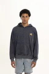 Canguro azul con efecto gastado, capucha con cordón ajustable, bolsillo tipo canguro y logo estampado en el pecho.