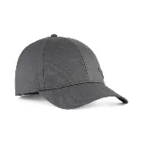 Gorra Puma ESS Metal Cat BB color gris con logo metálico de Puma en el lateral.