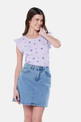 Minifalda de jean azul oscuro con spandex.