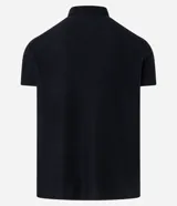 Camisa polo de hombre color verde oscuro, de corte regular, manga corta y cuello con botones.