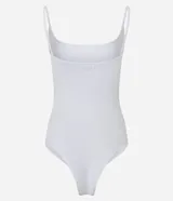 Body negro sin mangas, confeccionado en microfibra, con breteles finos, escote en U y cierre en la entrepierna.