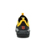 Zapatillas Caterpillar Raider Sport, edición limitada de la colaboración CATXTRANSFORMERS, inspiradas en Bumblebee. Capellada de malla y gamuza en colores amarillo y negro, forro interno de malla suave y respirable con tecnología probiótica CLEANSPORT NXT™, media suela acolchada y suela de goma duradera con gran tracción.