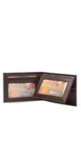 Billetera de cuero color gris oscuro con costuras decorativas en zigzag en tonos naranja y blanco en el exterior. El interior es de color gris oscuro y cuenta con compartimentos para billetes y tarjeteros con visor transparente.