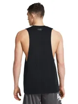 Musculosa blanca de algodón con logo Under Armour estampado en el pecho.