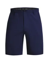 Short de golf azul marino con cinturón negro.