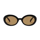 Lentes de sol unisex con montura ovalada negra y lentes marrones con filtro UV 400.