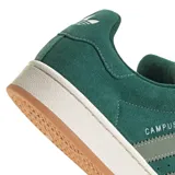 Championes Adidas Campus 00S color verde con detalles en gris y suela color hueso.